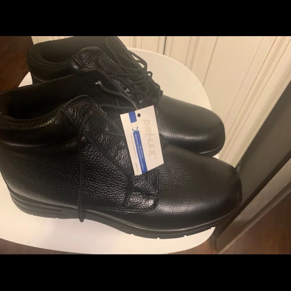 Men's  Drew Tuscon Size 11.5 4W